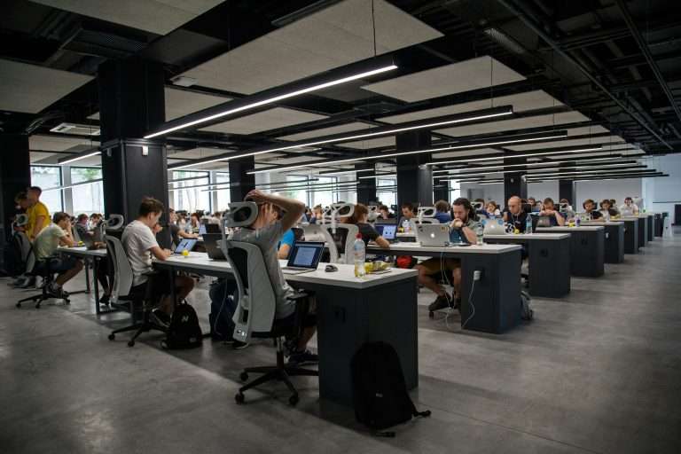 The Hardest Hire in Any Manufacturing GCC: Cracking the 8–15 Year Talent Band in India 