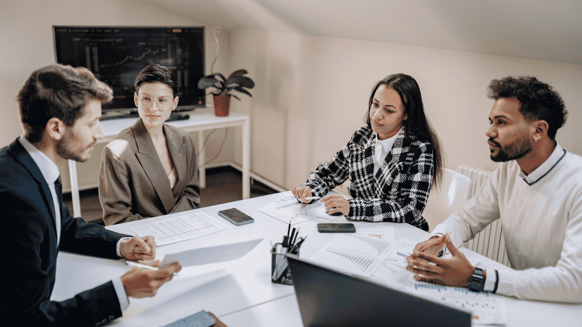 Hub and Spoke Hiring Model